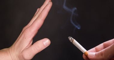 استغل رمضانك.. لو بتكسر صيامك على سيجارة اعرف مخاطرها على صحتك