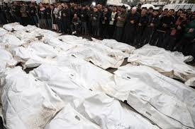 استشهاد 10 فلسطينيين إثر قصف إسرائيلي استهدف منزلا في غزة