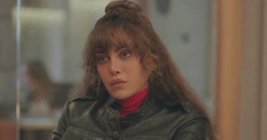 مسلسل أثينا.. التصرف الصحيح عند إفصاح صديق عن رغبته في الانتحار