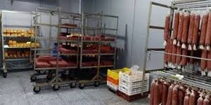 غلق 4 منشآت غذائية وإعدام 900 كيلو أغذية ومشروبات فاسدة في شرم الشيخ